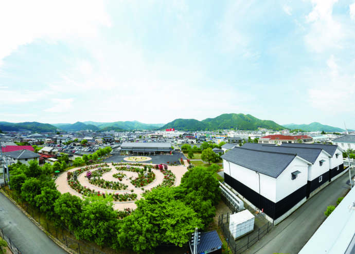 綾部市のグンゼスクエア